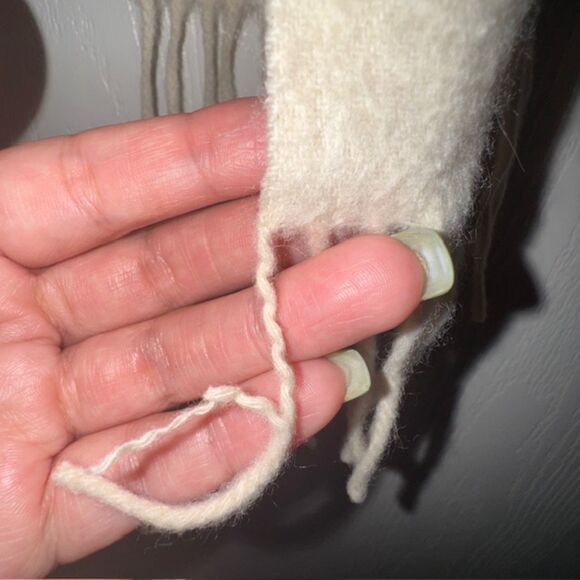 Portolano Cashmere Fringe Scarf - Picture 5 of 5